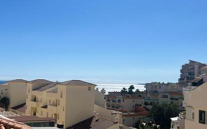 Vista exterior de Pis en venda en Benalmádena amb Aire condicionat, Parquet i Terrassa