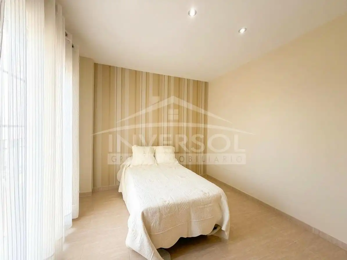 Casa adosada en venta en El Ejido, Almería
