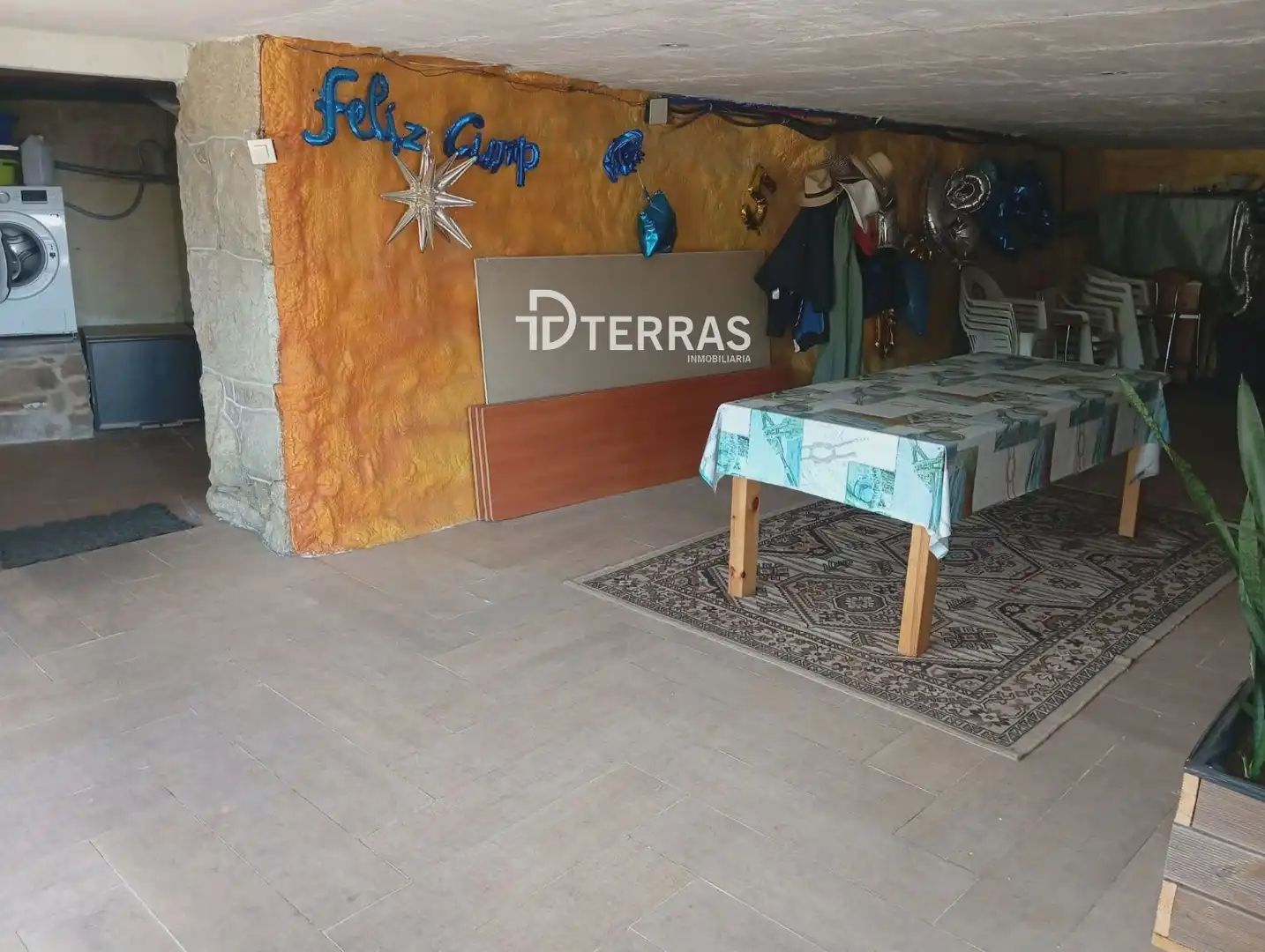 Haus oder Chalet zum Verkauf in Poio mit Heizung, Abstellraum und Schwimmbad