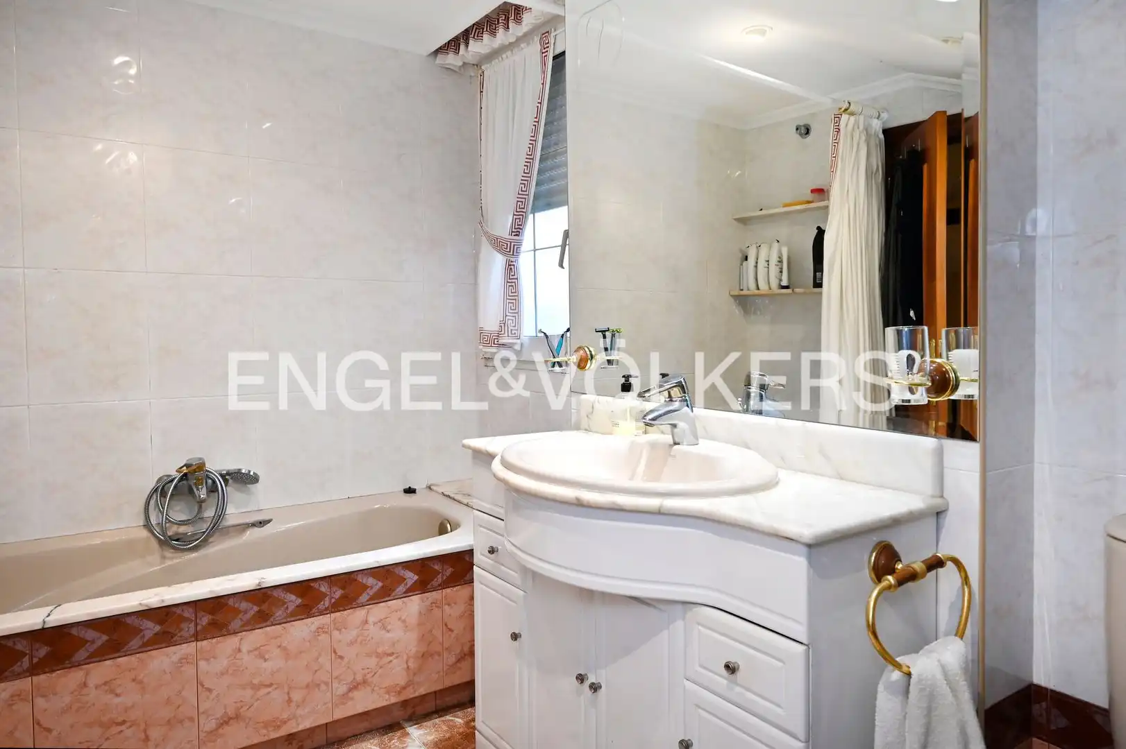Baño de Casa o chalet en venta en Santander con Calefacción, Jardín privado y Parquet