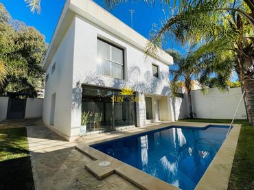 Villa mit Pool zur Miete in Playa de San Juan - El Cabo de las Huertas