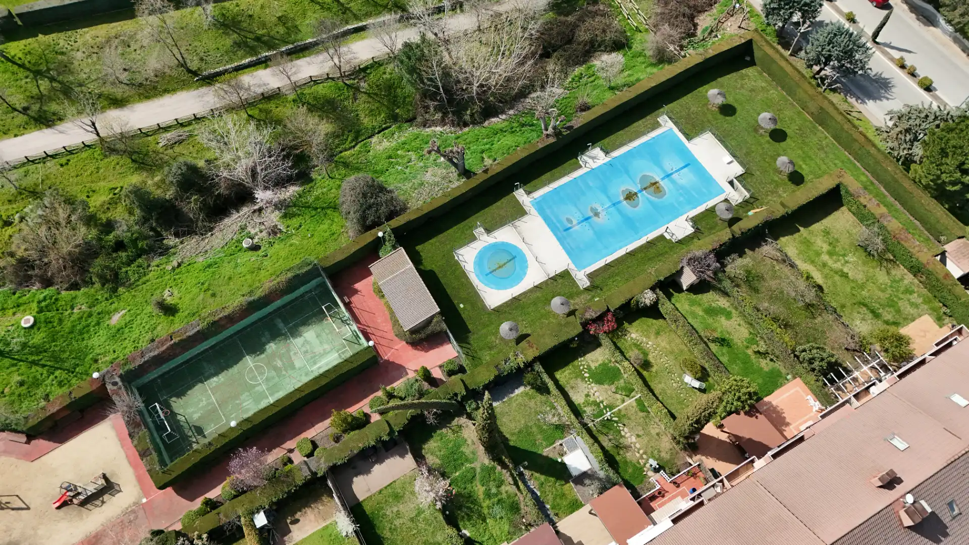 Swimming pool of Detached homes for sale in Las Rozas de Madrid  with Heating, Private garden and Terrace