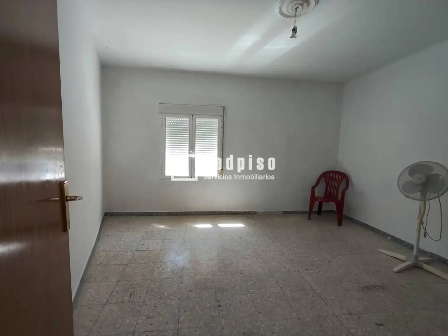 Dormitori de Casa o xalet en venda en Villaconejos amb Calefacció, Traster i Moblat