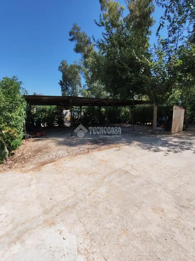 Country homes for sale in Marchena  with Air Conditioner, Storage room and Swimming Pool