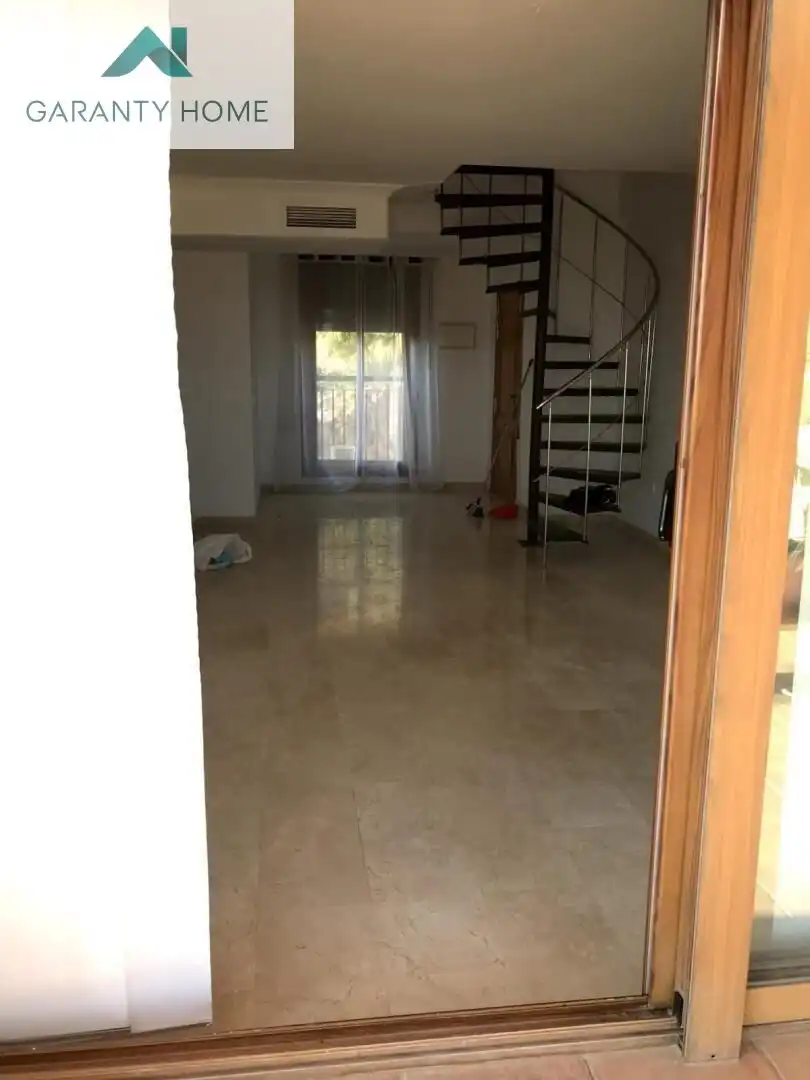 Ático de alquiler en Benalmádena con Aire acondicionado, Jardín privado y Terraza