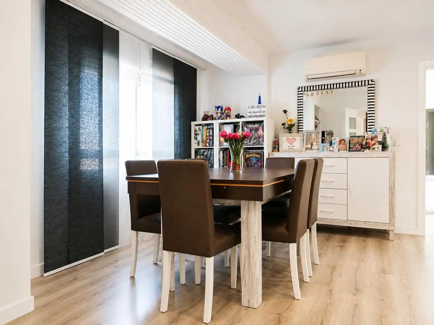 Dining room of Flat for sale in Valencia  with Air Conditioner and Heating