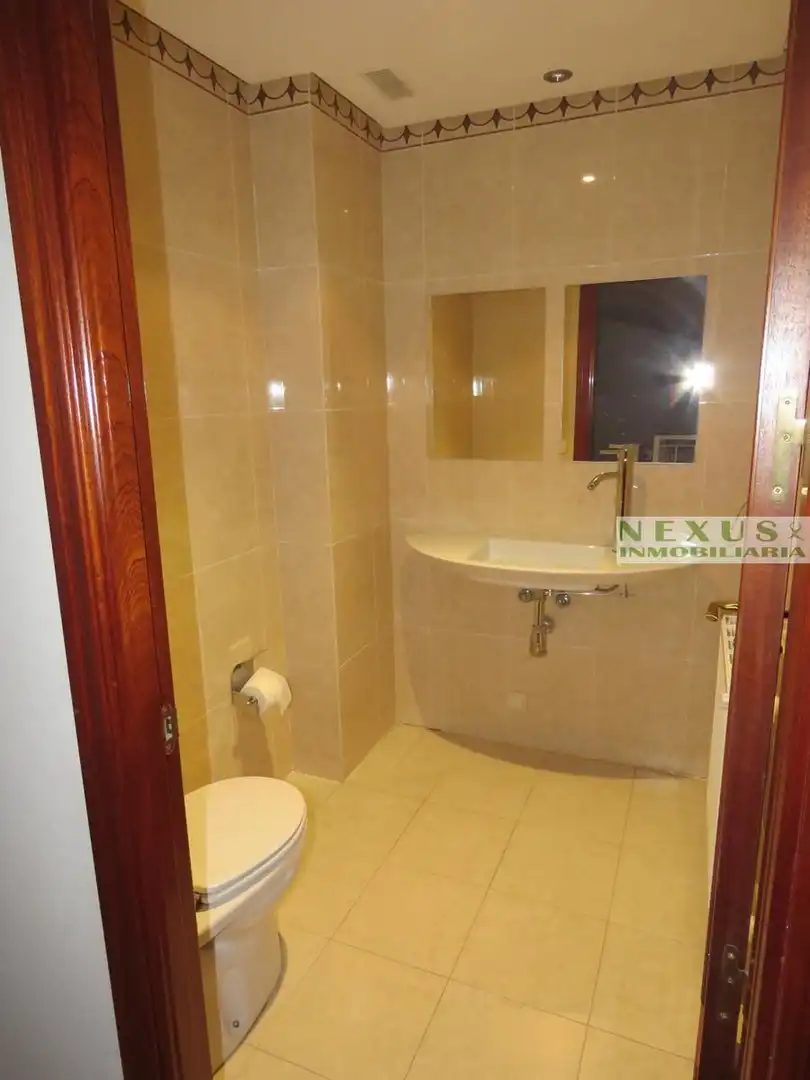 Bathroom of Houses for rent in Cáceres  with Air Conditioner, Heating and Private garden