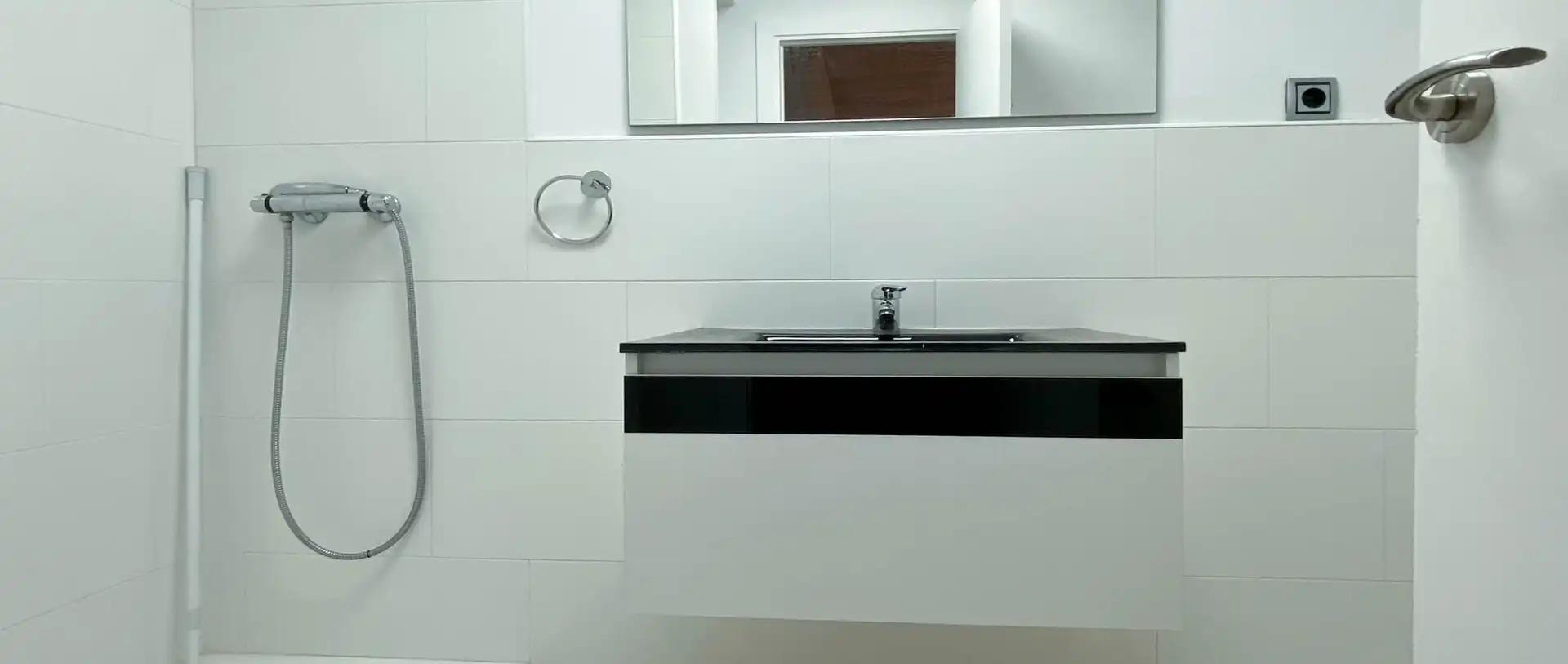 Baño de Oficina de alquiler en Barcelona con Aire acondicionado y Calefacción
