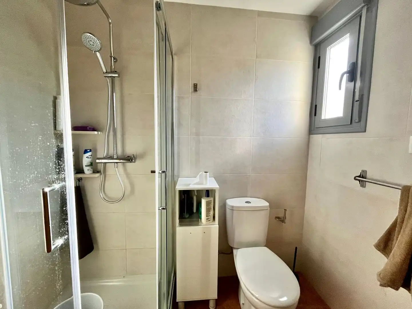 Baño de Casa adosada en venta en Ciudad Real con Aire acondicionado, Calefacción y Internet