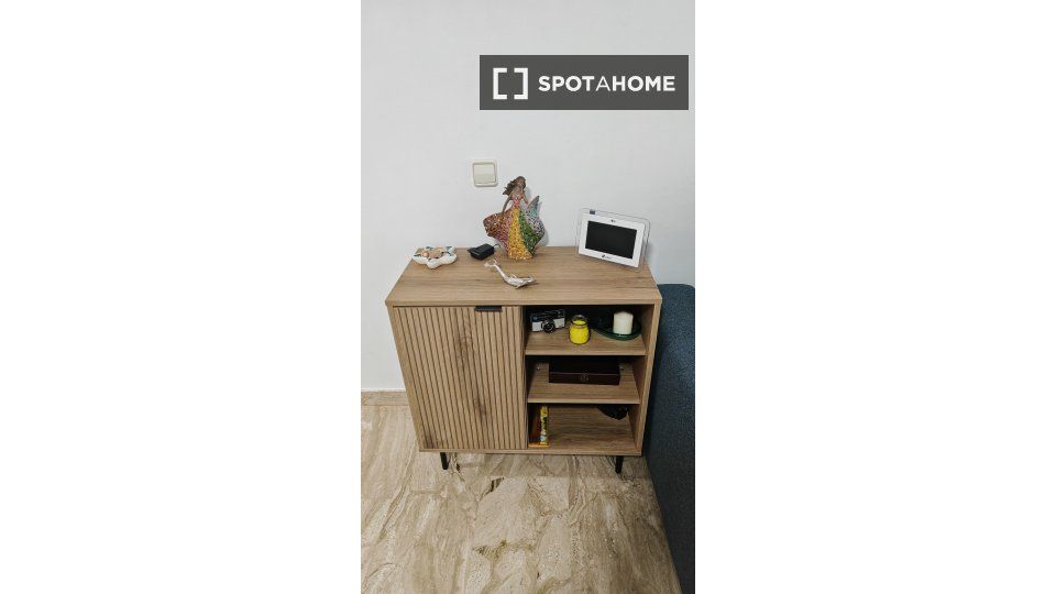 Habitación de Piso de alquiler en Mataró con Aire acondicionado, Calefacción y Amueblado