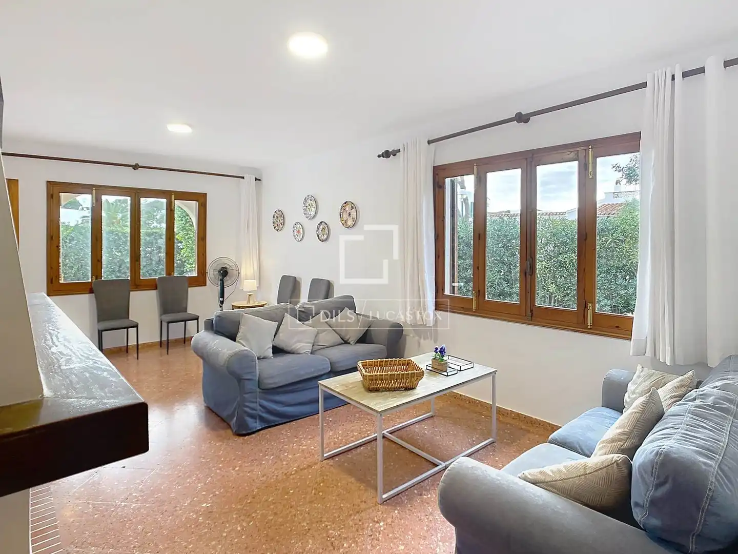 Sala d'estar de Casa o xalet en venda en Ciutadella de Menorca amb Aire condicionat, Terrassa i Traster
