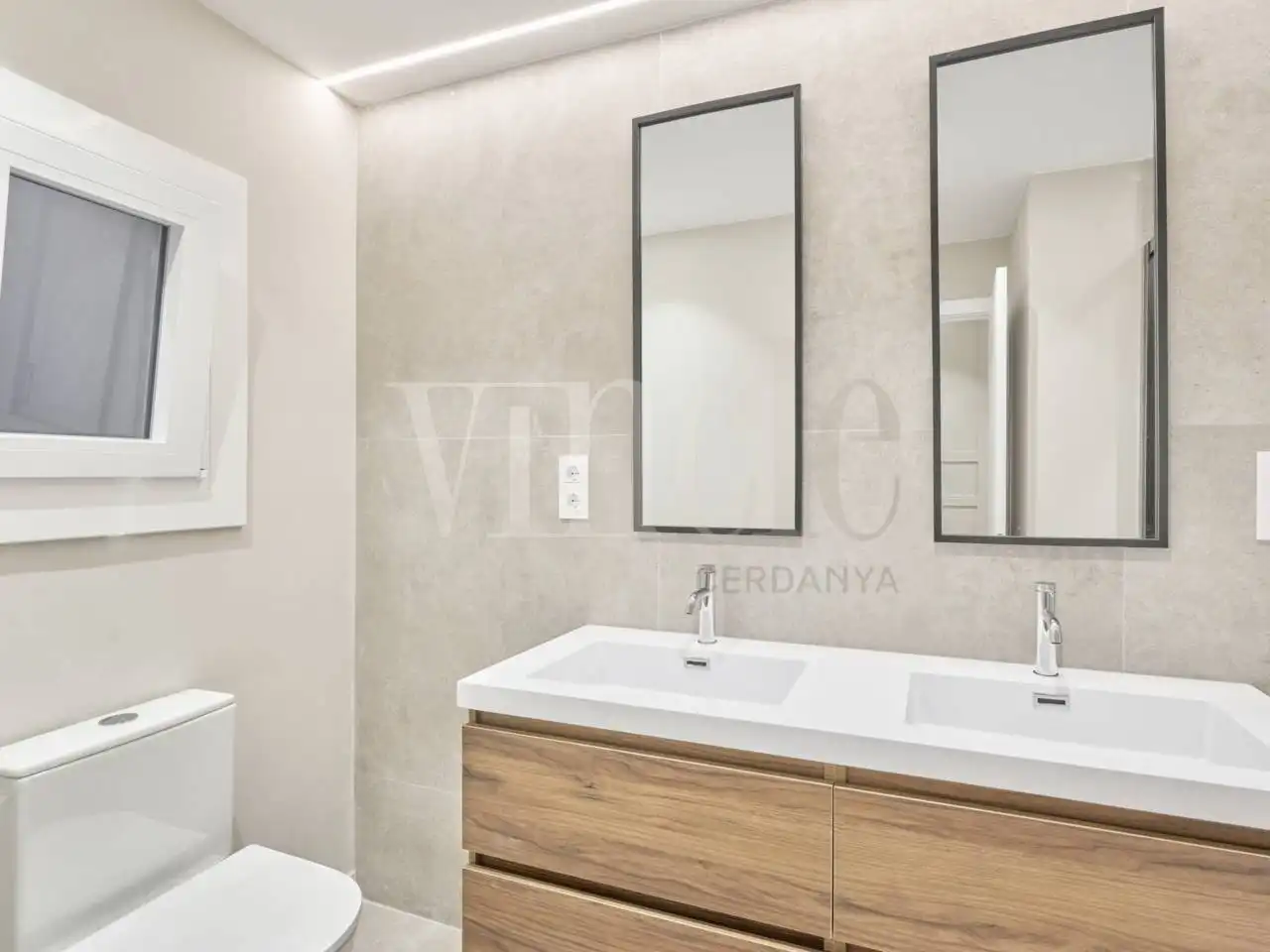 Bany de Apartament en venda en Puigcerdà amb Calefacció i Parquet