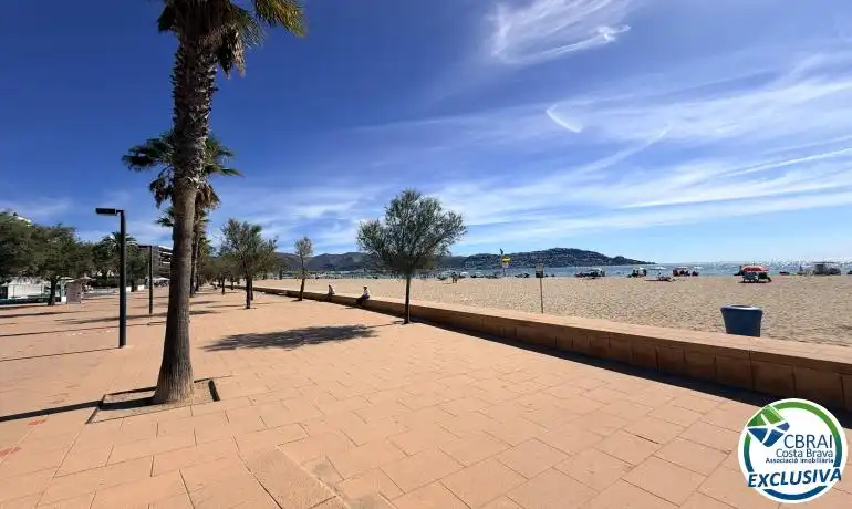 Apartament amb piscina en venda a Avenida GOLA DE L Ã‰STANY 10 5 1 10, imagen 42