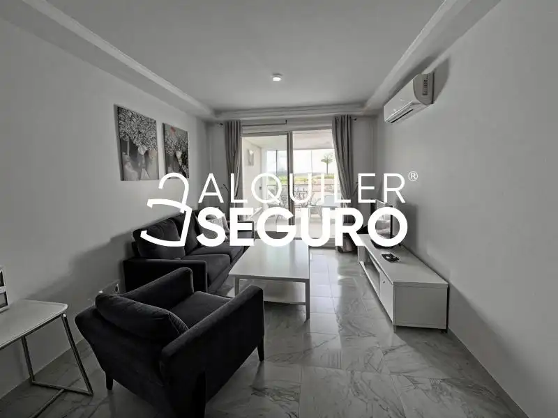 Sala de estar de Piso de alquiler en Casares con Terraza, Trastero y Amueblado