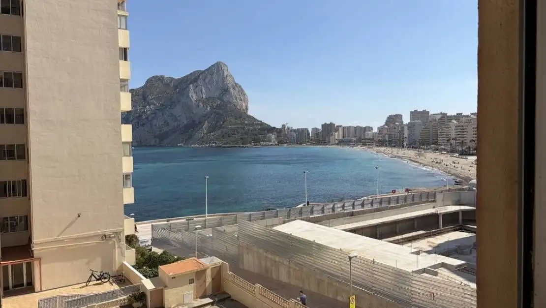 Vista exterior de Apartament en venda en Calpe / Calp amb Aire condicionat i Terrassa
