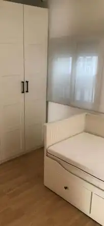 Bedroom of Flat for rent in Granada