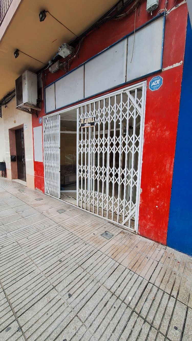 Local de alquiler en Carrer de Riola, Pere Morell - Alborxí, Casc Urbà