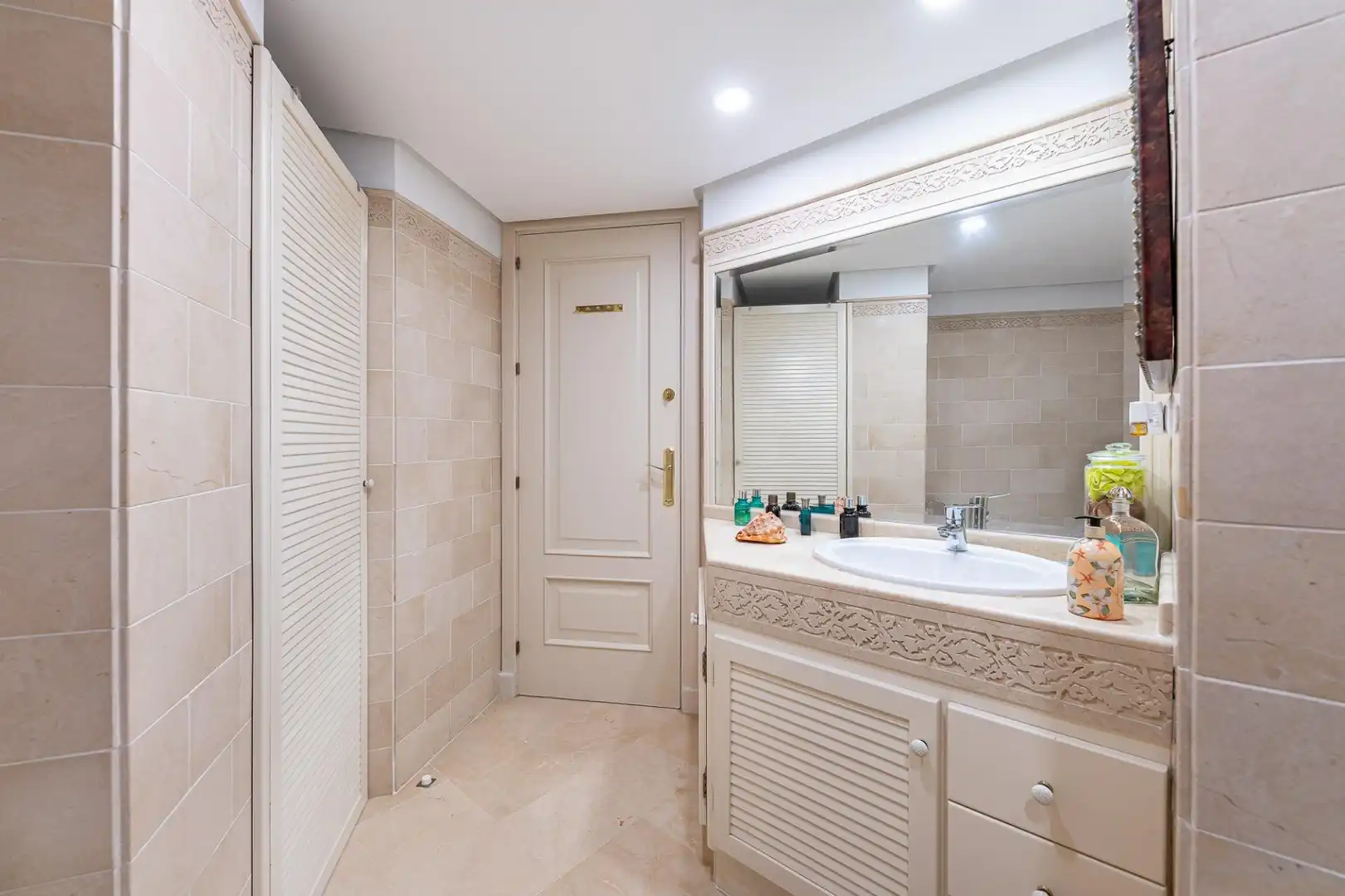 Baño de Apartamento en venta en Benalmádena con Aire acondicionado, Calefacción y Terraza