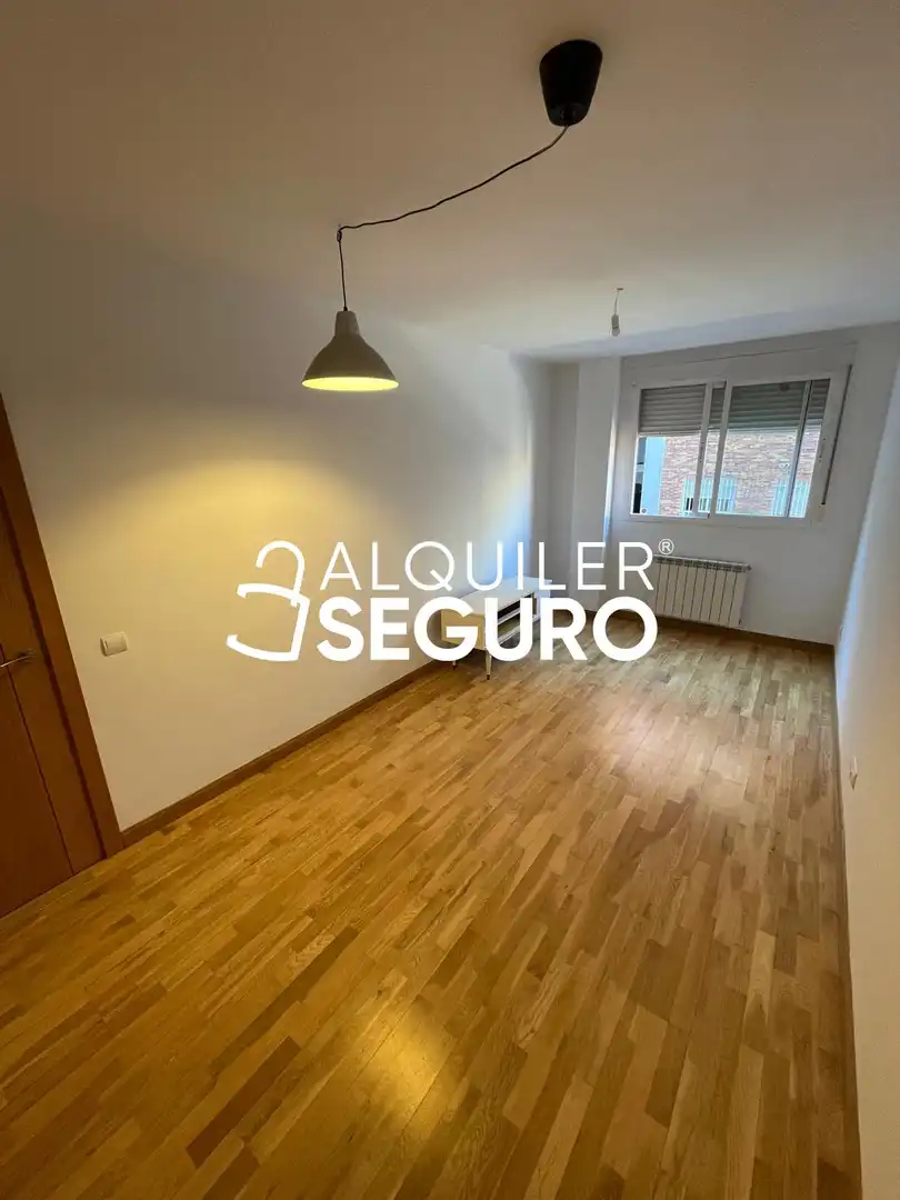 Piso con ascensor en alquiler en Moscareta