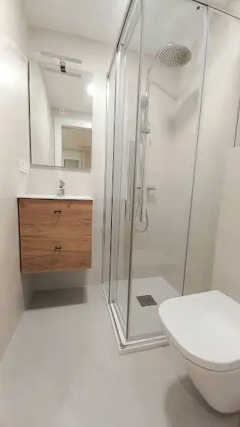 Bany de Pis en venda en A Coruña Capital 