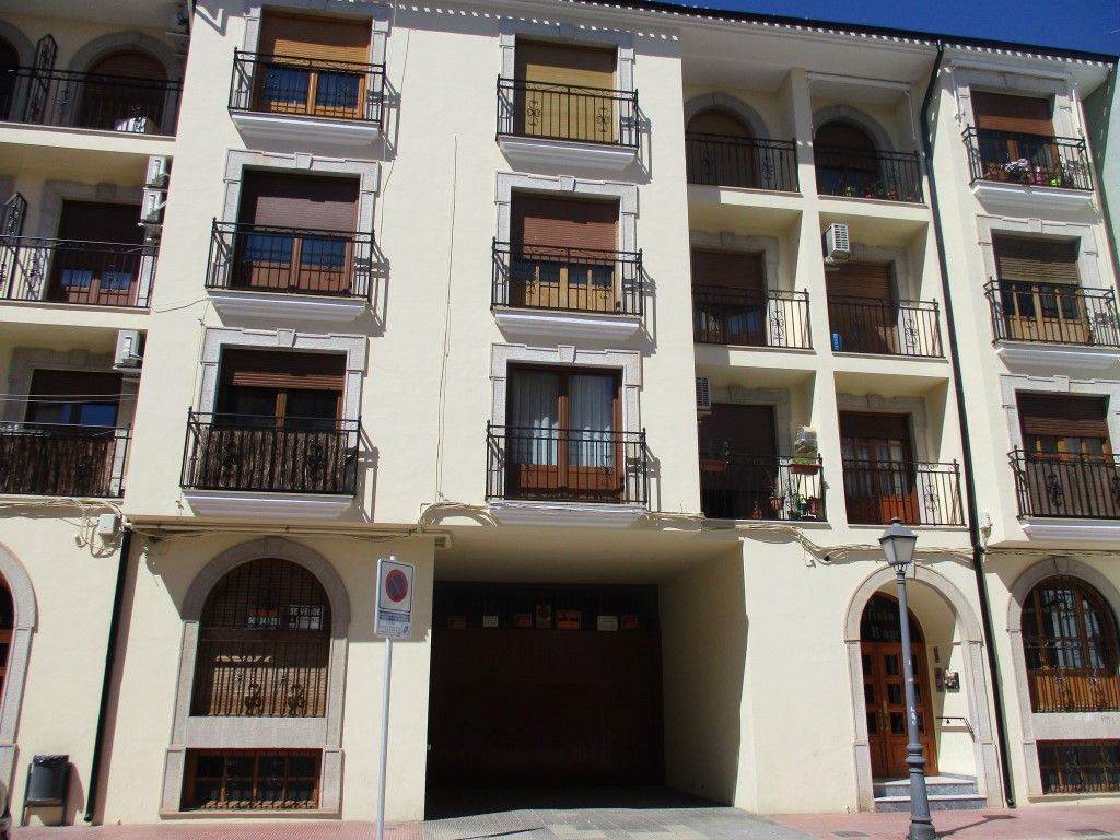 Vista exterior de Garatge en venda en Montealegre del Castillo