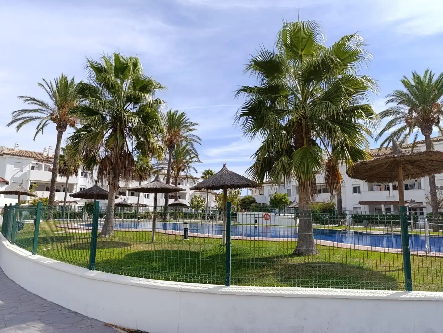 Apartment with pool for sale in La Barrosa, imagen 19
