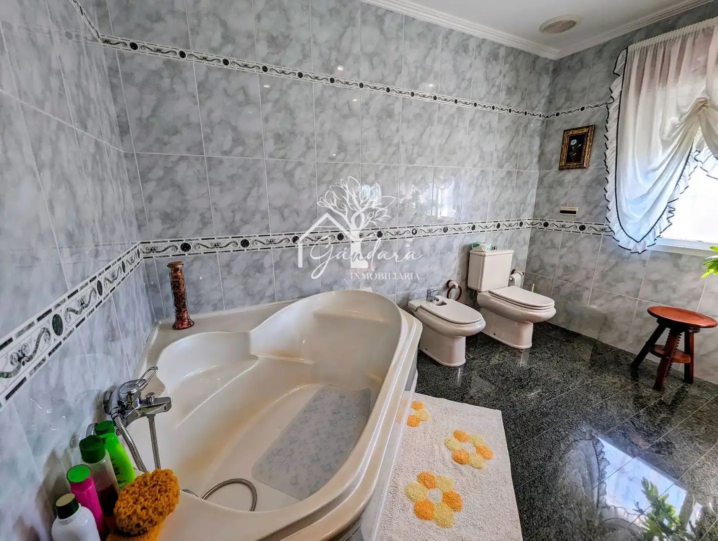 Bathroom of Houses for sale in Ferrol  with Heating, Parquet flooring and Terrace