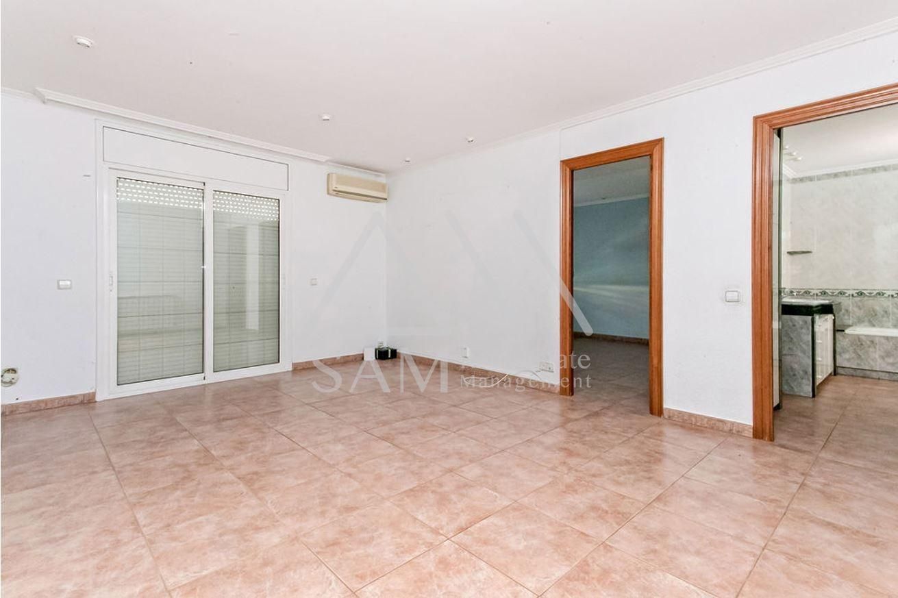 Pis en venda en Badalona amb Balcó