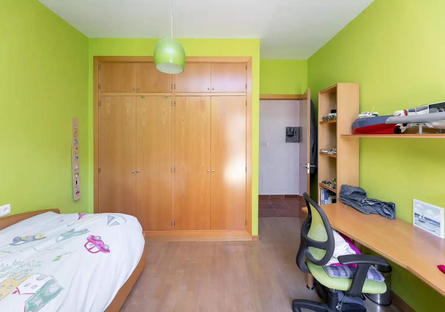 Habitación de Casa o chalet en venta en Cájar con Calefacción, Piscina y Alarma