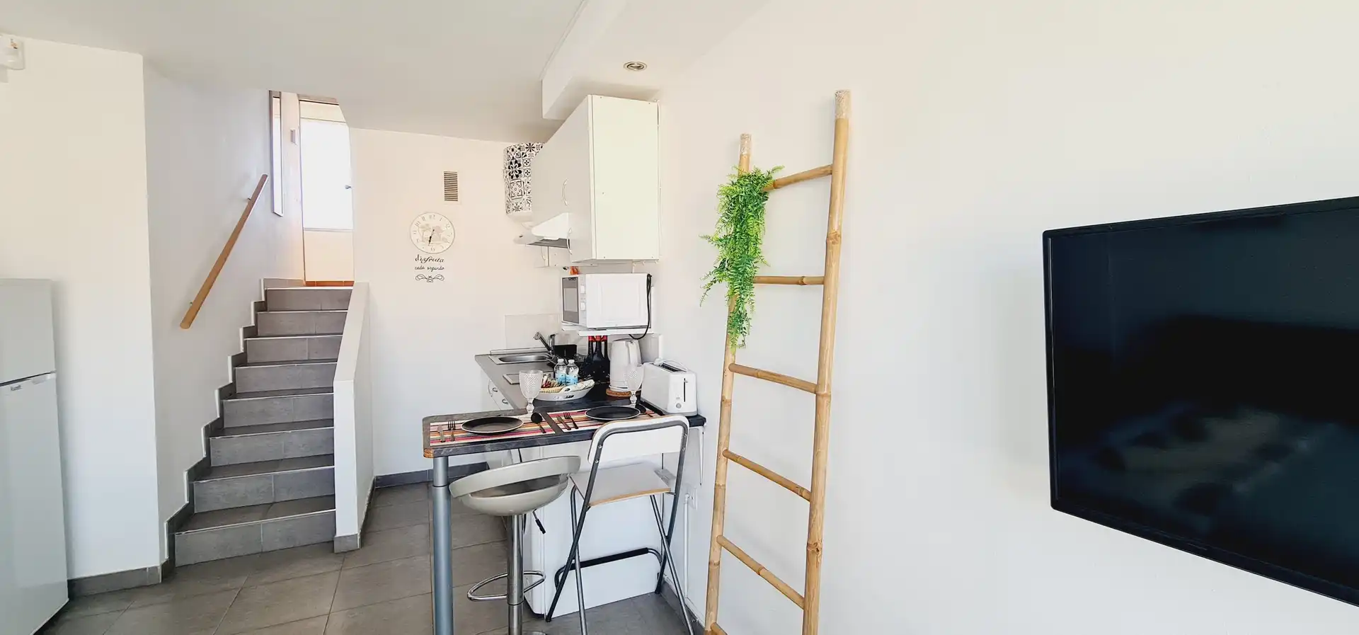 Kitchen of Study for sale in Estepona  with Air Conditioner, Heating and Terrace