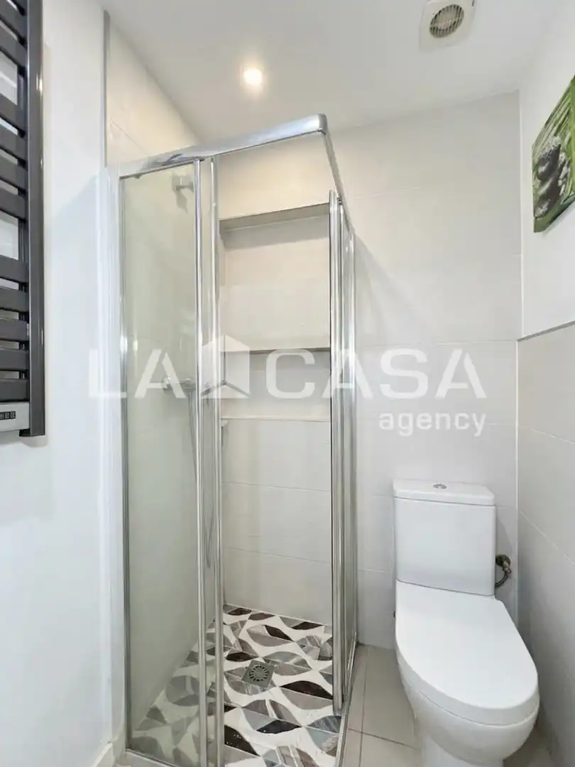 Flat for sale in Badalona  with Balcony