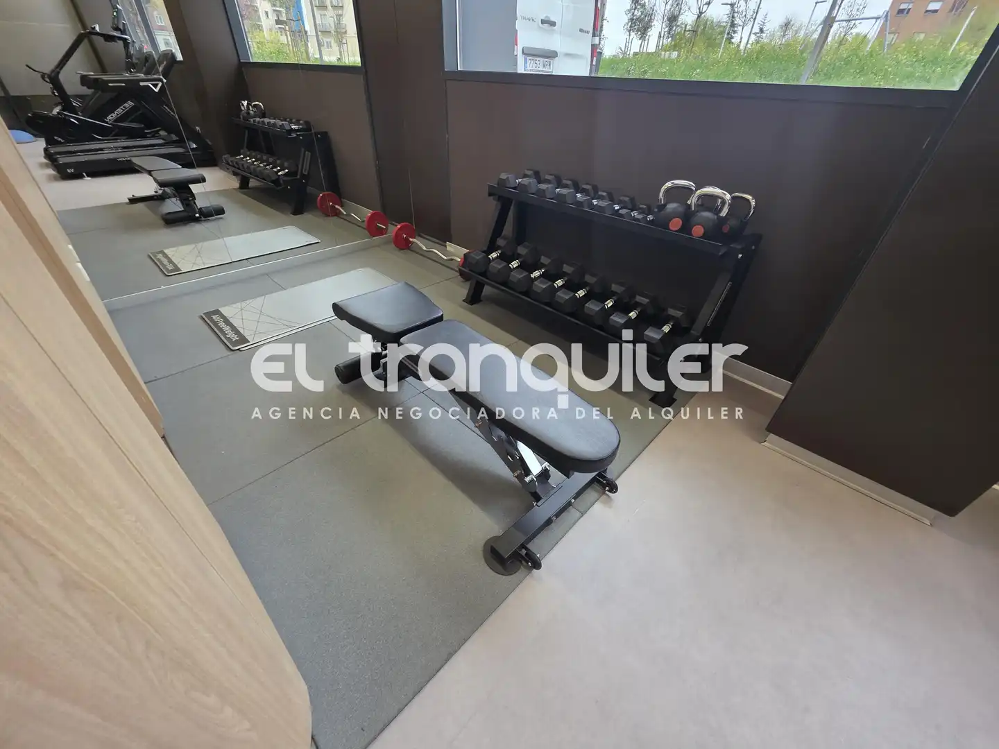 Flat for rent in Madrid  with Air Conditioner, Terrace and Storage room