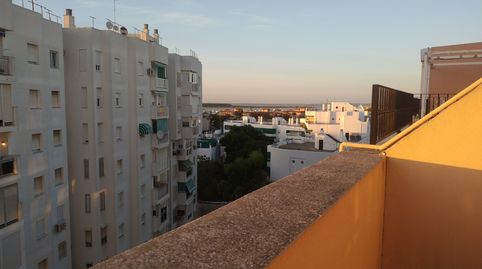 Foto 5 de Ático de alquiler en Calle del Correo, Centro - Calzada - Cabo Noval, Sanlúcar de Barrameda