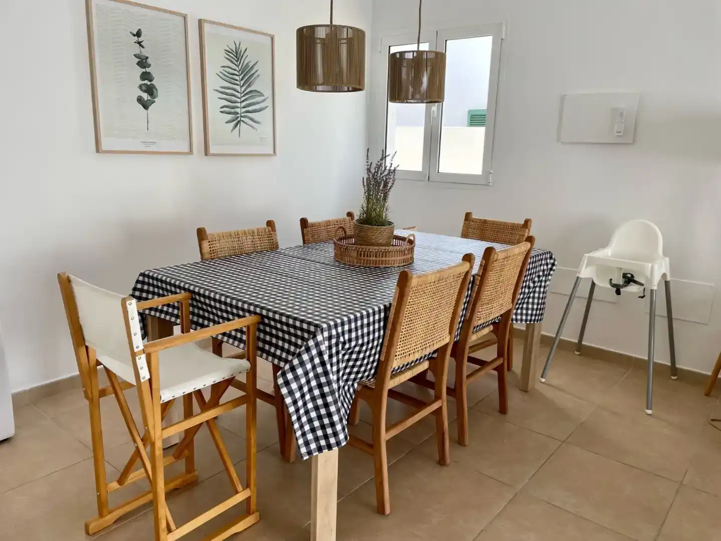 Esszimmer von Haus oder Chalet zur Miete in Ciutadella de Menorca mit Klimaanlage, Privatgarten und Abstellraum