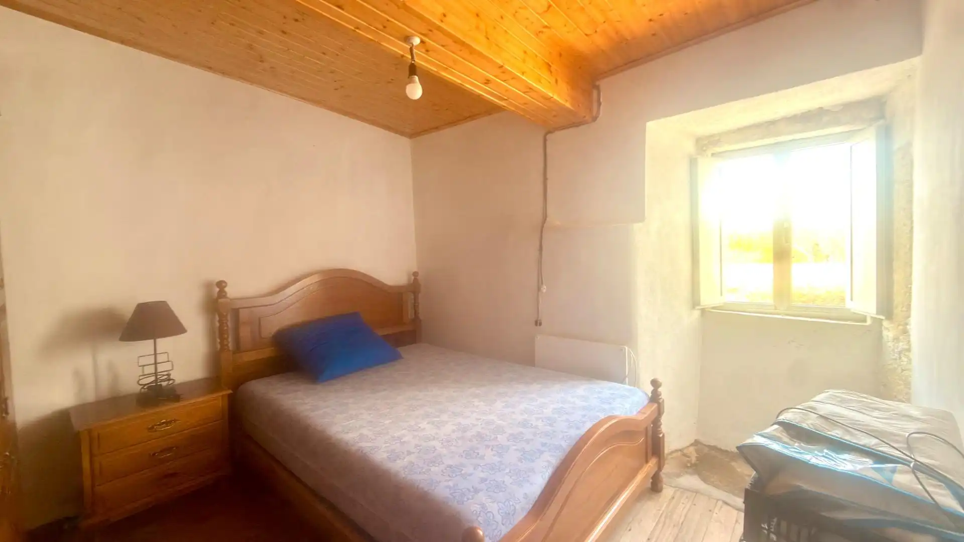Dormitori de Casa o xalet en venda en Dozón amb Calefacció, Terrassa i Traster