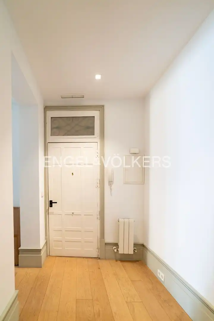 Wohnung zur Miete in Madrid mit Klimaanlage, Heizung und Möbliert