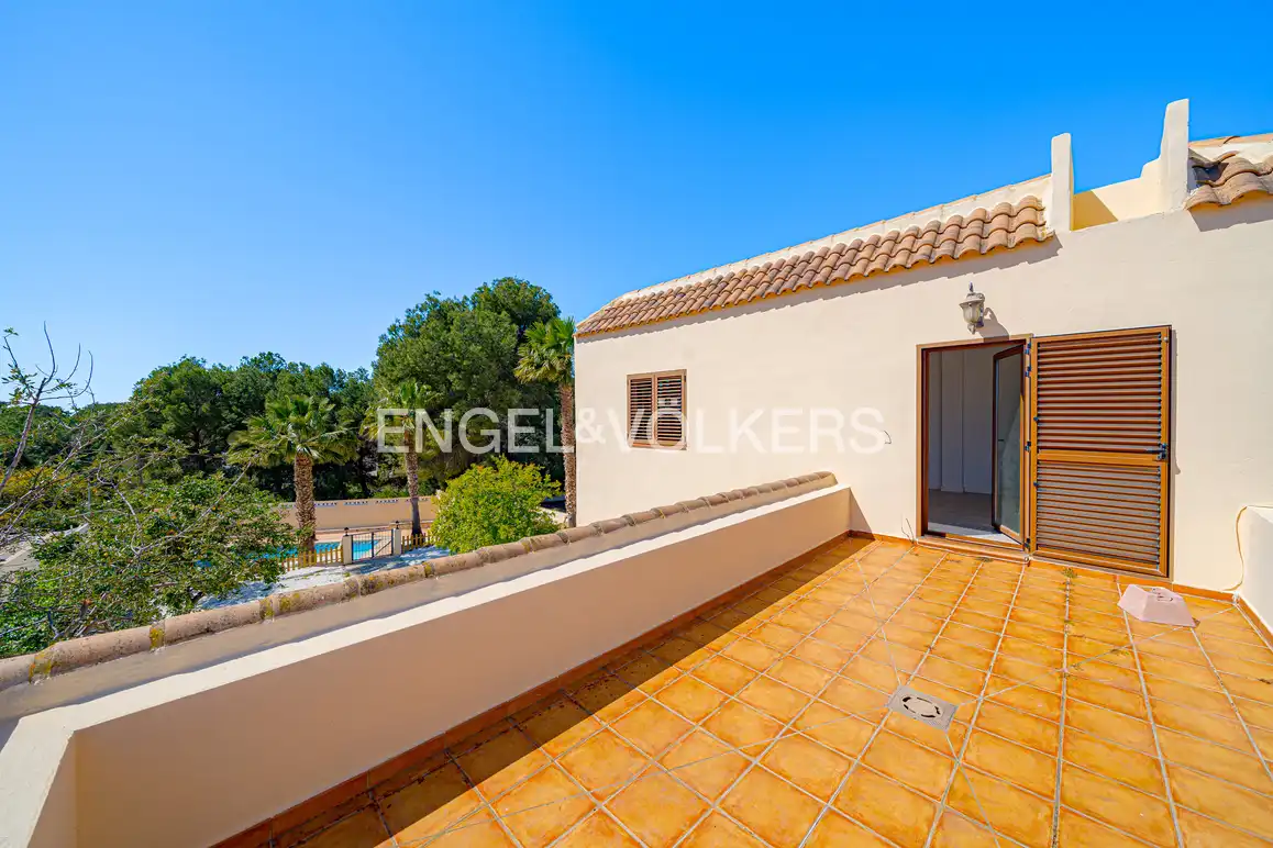 Terraza de Casa o chalet en venta en La Nucia con Aire acondicionado, Jardín privado y Piscina