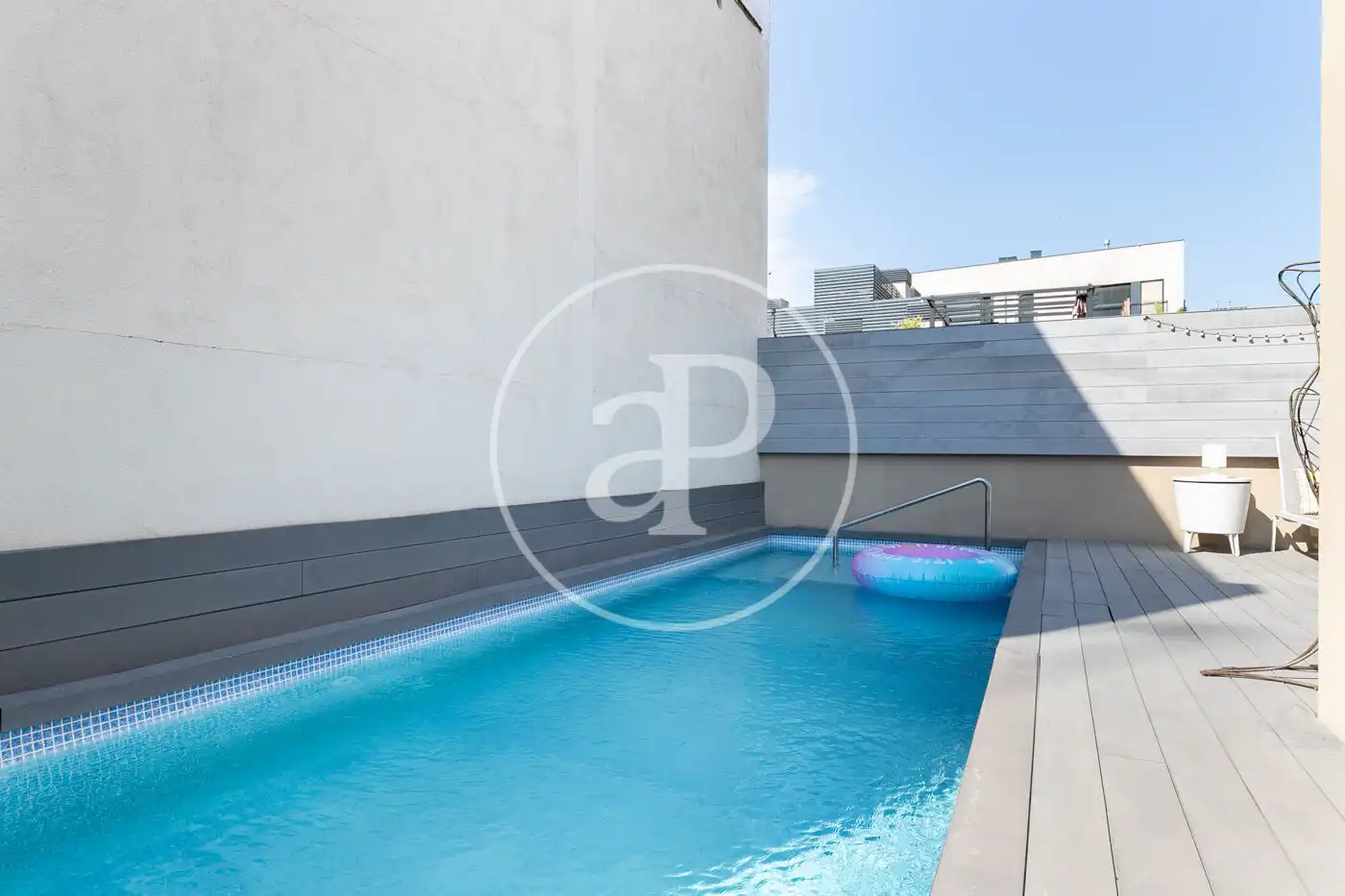 Swimming pool of Detached homes for sale in Barcelona  with Air Conditioner, Heating and Private garden