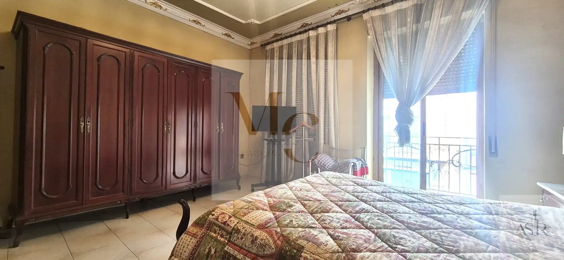 Bedroom of Houses for sale in Silla  with Storage room