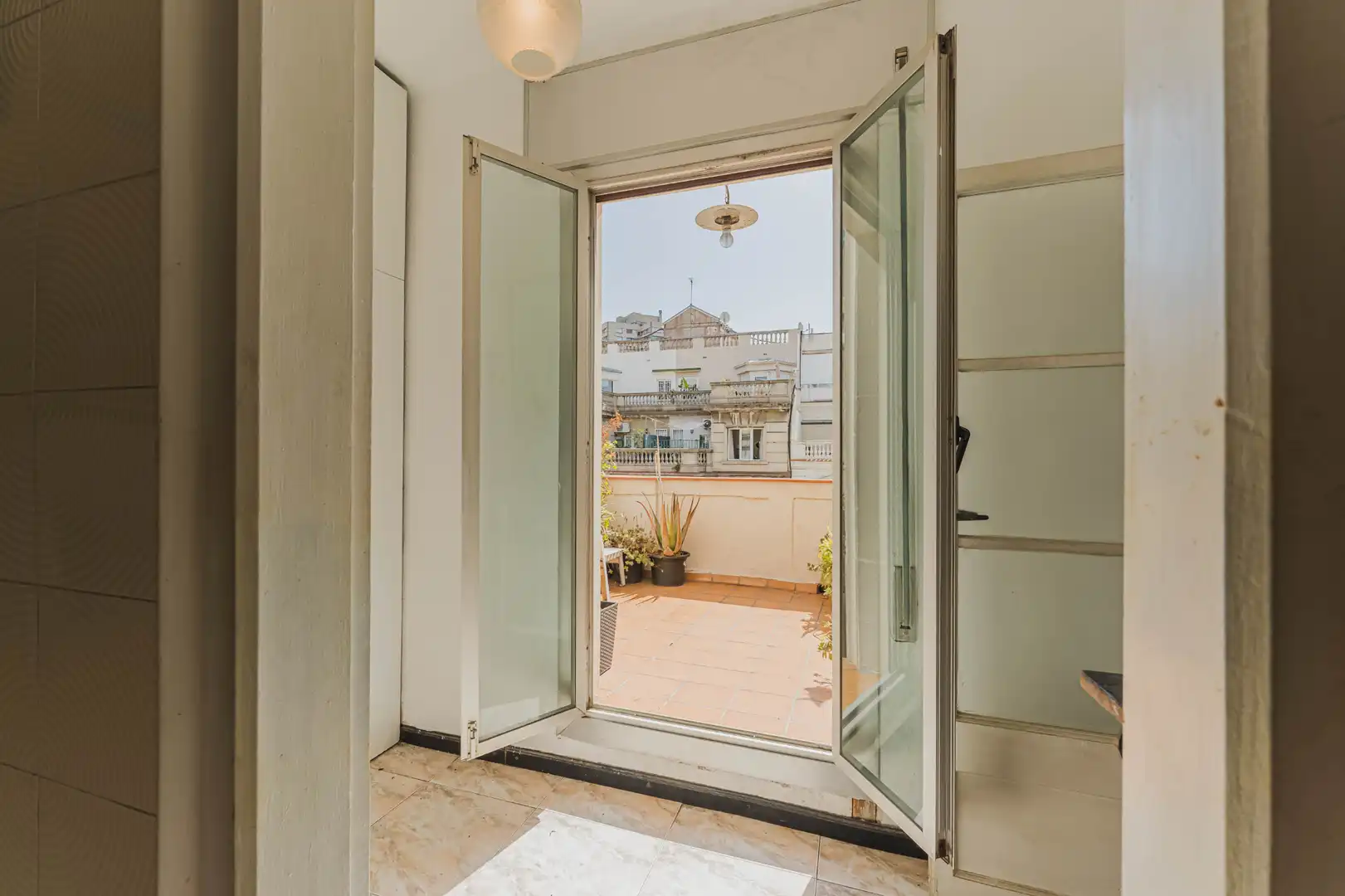 Wohnung mit Terrasse zum Verkauf in Carrer de València, imagen 38