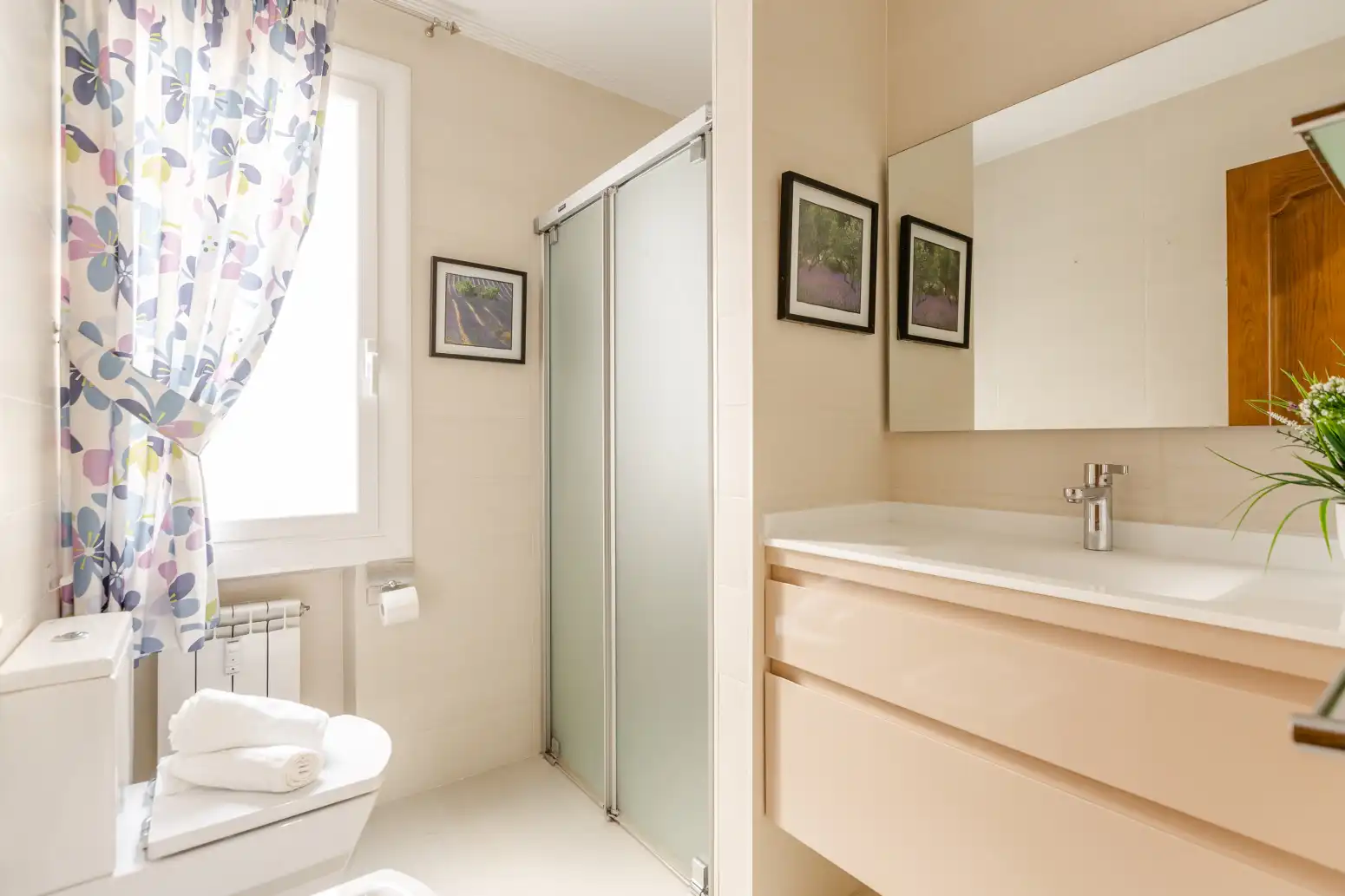 Baño de Piso en venta en  Pamplona / Iruña con Calefacción, Parquet y Terraza
