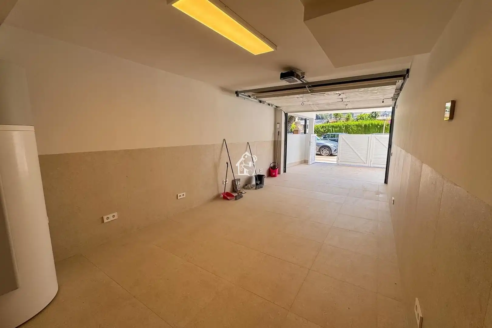 Einfamilien-Reihenhaus zur Miete in Orihuela mit Klimaanlage, Terrasse und Abstellraum