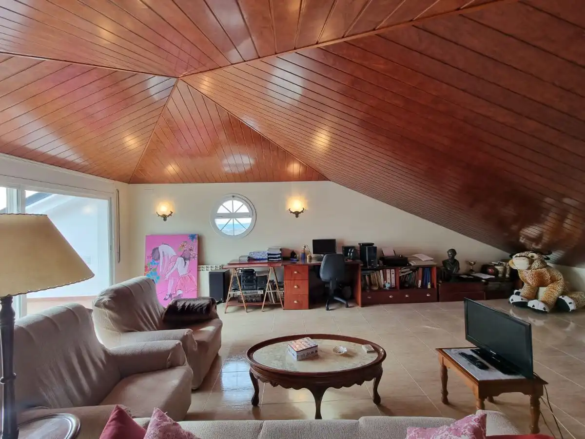 Sala d'estar de Casa o xalet en venda en Caldes de Montbui amb Aire condicionat, Calefacció i Terrassa