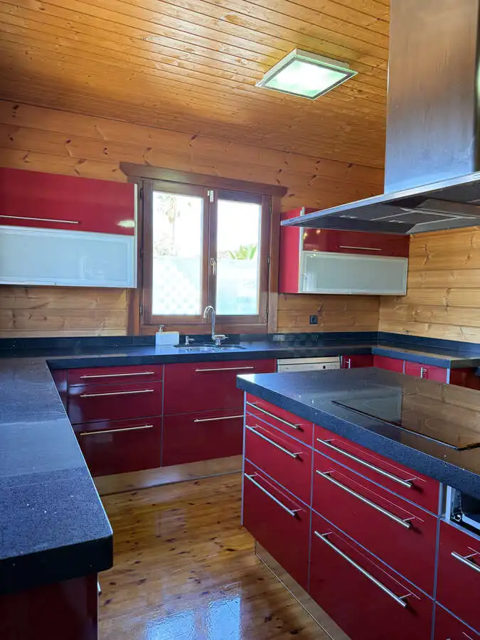 Cocina de Casa o chalet de alquiler en Roquetas de Mar con Jardín privado, Piscina y Amueblado