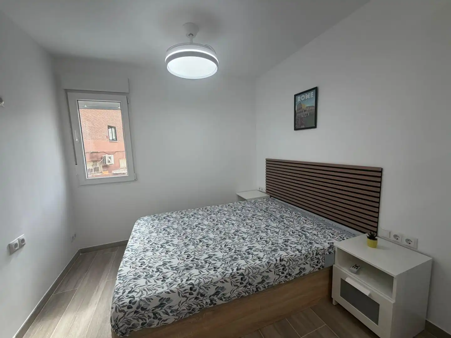 Habitación de Estudio de alquiler en Fuenlabrada con Aire acondicionado, Calefacción y Amueblado