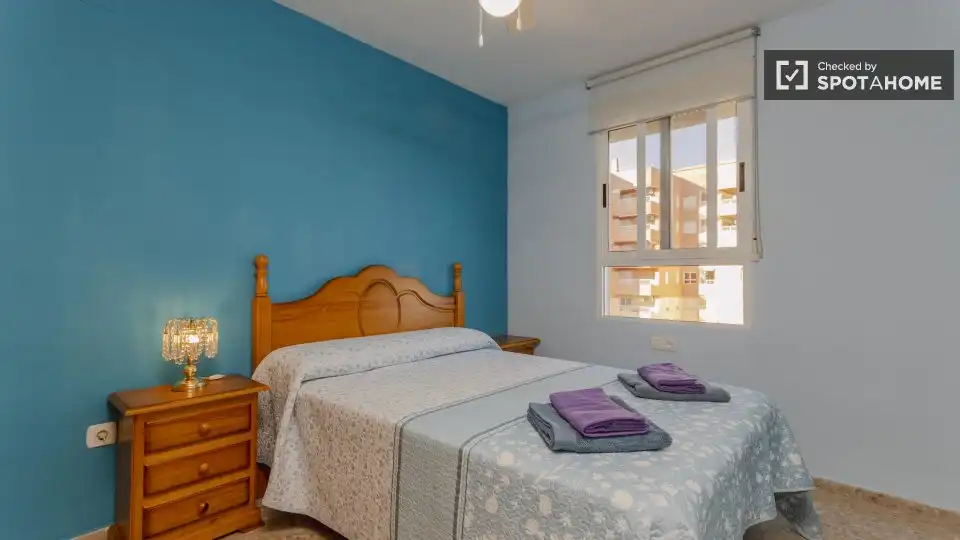 Habitació a Corinto - Almarda