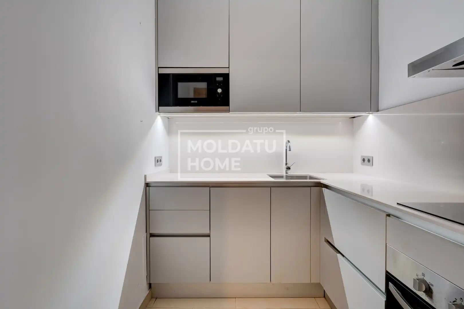 Duplex with lift for sale in Indalecio Prieto, imagen 50