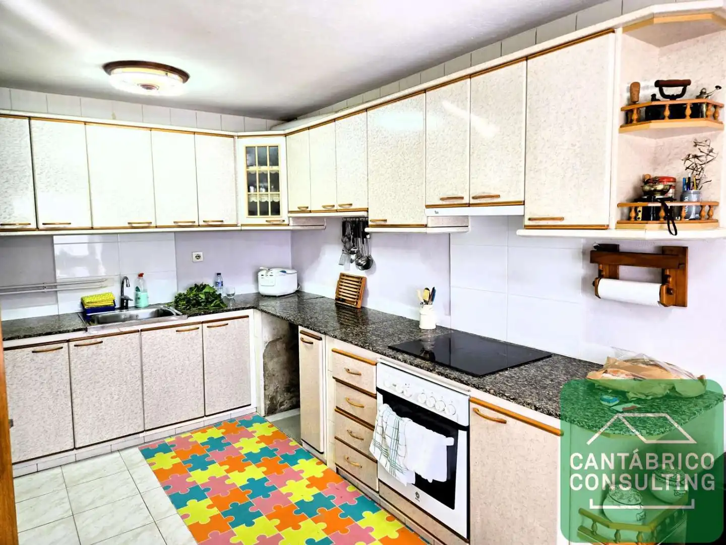 Kitchen of Houses for sale in Navia  with Heating, Storage room and Furnished