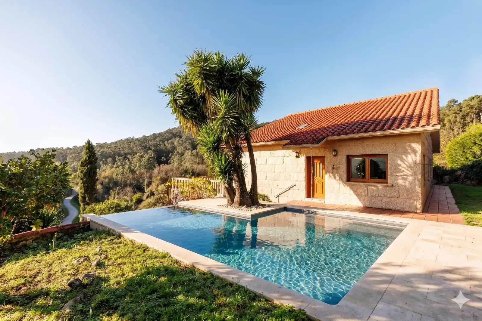 Schwimmbecken von Haus oder Chalet zum Verkauf in Moaña mit Heizung, Abstellraum und Balkon