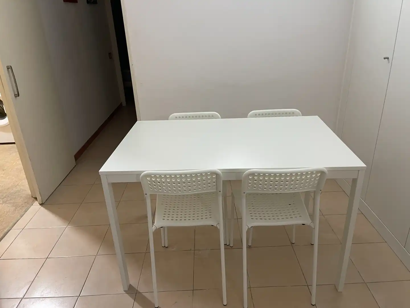 Planta baja de alquiler en Carrer del Monestir de Poblet, 1, La Pineda